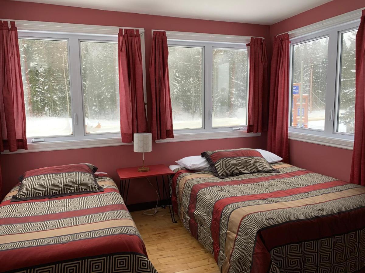 L'Auberge Refuge Du Trappeur Saint Mathieu Du Parc Luaran gambar