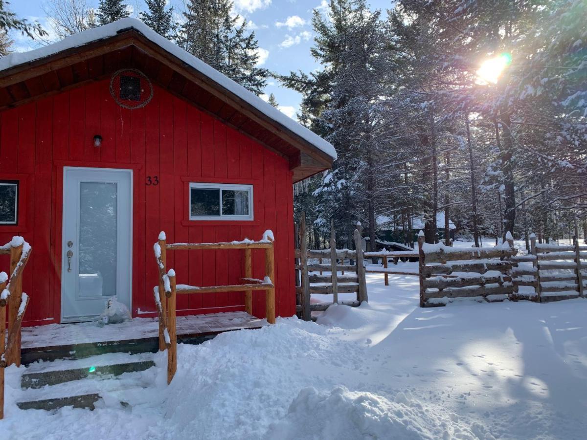 L'Auberge Refuge Du Trappeur Saint Mathieu Du Parc Luaran gambar